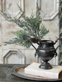 Silver Thread Cedar Pick, 18"