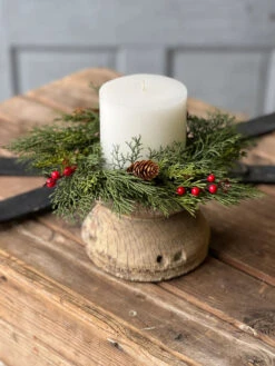 Alpine & Berries Candle Ring, 10"